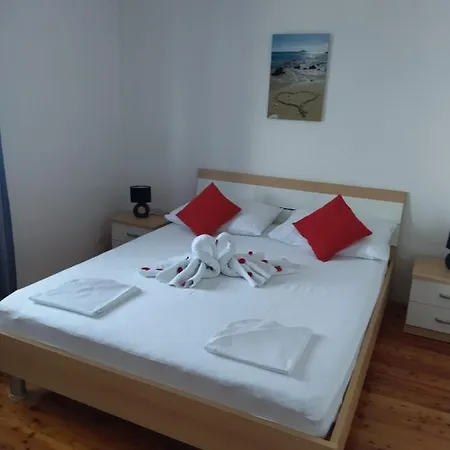 Marina Apartment