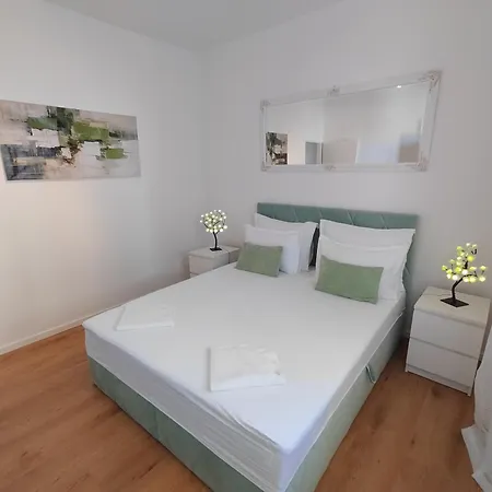 Marina Apartment
