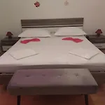 Marina 赫瓦尔